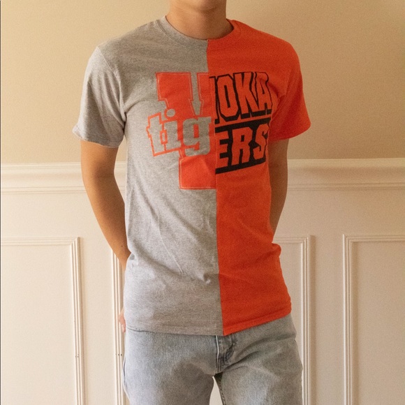 Split Graphic T-Shirt - Picture 1 of 4